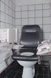 toilet_office.webp